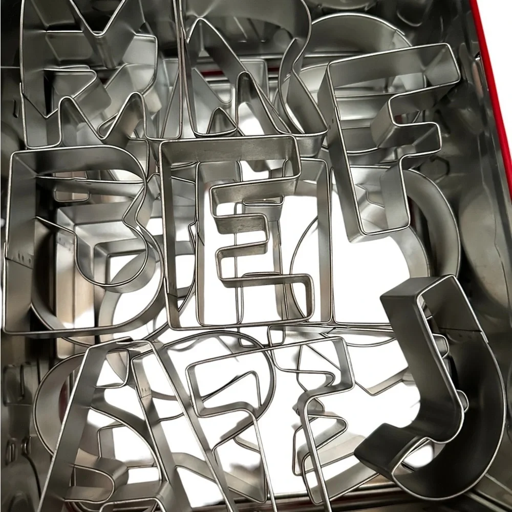 Williams Sonoma ABC 27pc Alphabet Cookie Cutter Set with Tin Lunch Box NWOT